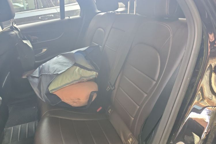 奔驰GLC 2018款 改款 GLC 260 4MATIC 豪华型中控内饰7004