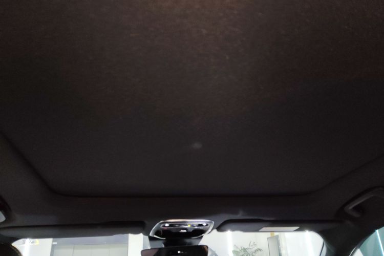 领克03 2022款 2.0TD DCT劲Pro中控内饰22