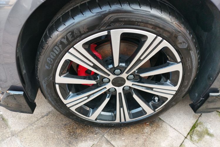 吉利汽车 星瑞 2025款 东方曜 2.0TD 望月版车身外观6007