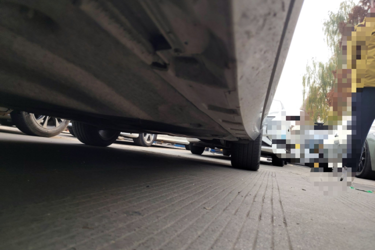 大众 蔚揽 2017款 380TSI 两驱畅行版局部细节9004