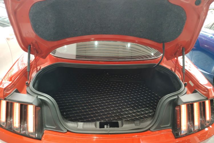 福特 Mustang 2017款 2.3T 性能版局部细节23