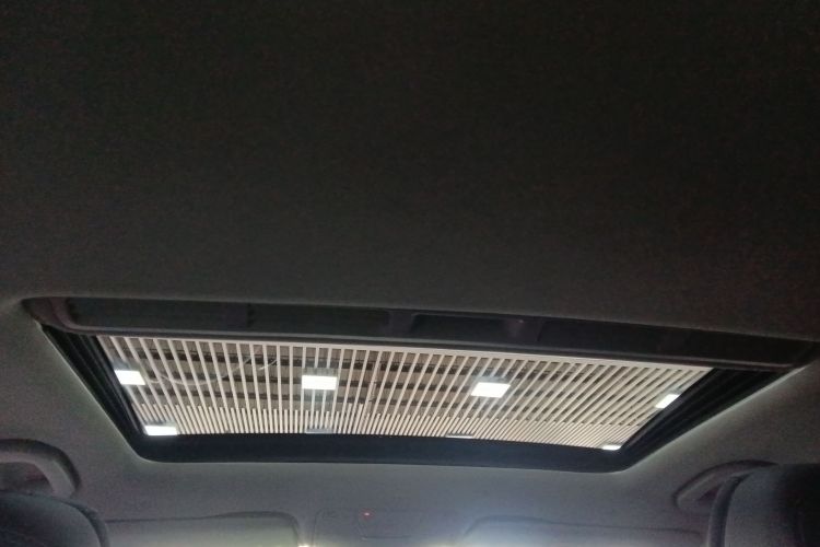 奔驰C级 2020款 改款 C 200 L 时尚型运动版局部细节22