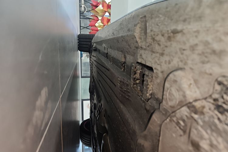 奔驰C级 2025款 C 260 L 运动版局部细节9001