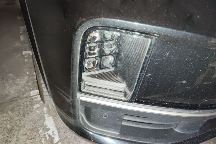 理想汽车 理想L9 2025款 Ultra 智能焕新版车身外观8