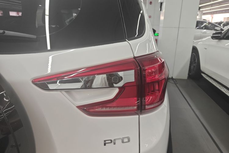 比亚迪 元Pro 2023款 401KM豪华型车身外观9