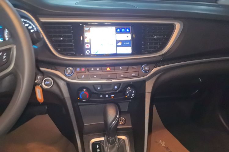 别克 英朗 2021款 改款 典范 1.5L 自动精英型中控内饰16