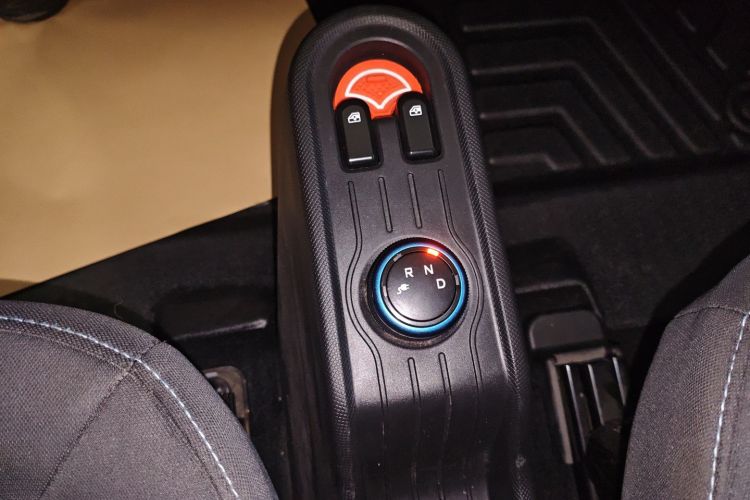 五菱汽车 宏光MINIEV 2020款 自在款 磷酸铁锂局部细节18