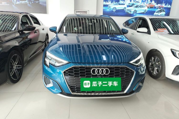 奥迪A3 2021款 Sportback 35 TFSI 进取致雅型车身外观2