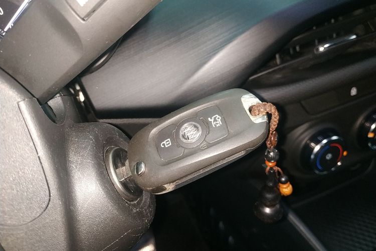 别克 威朗 2023款 Pro 乐逸版中控内饰7001