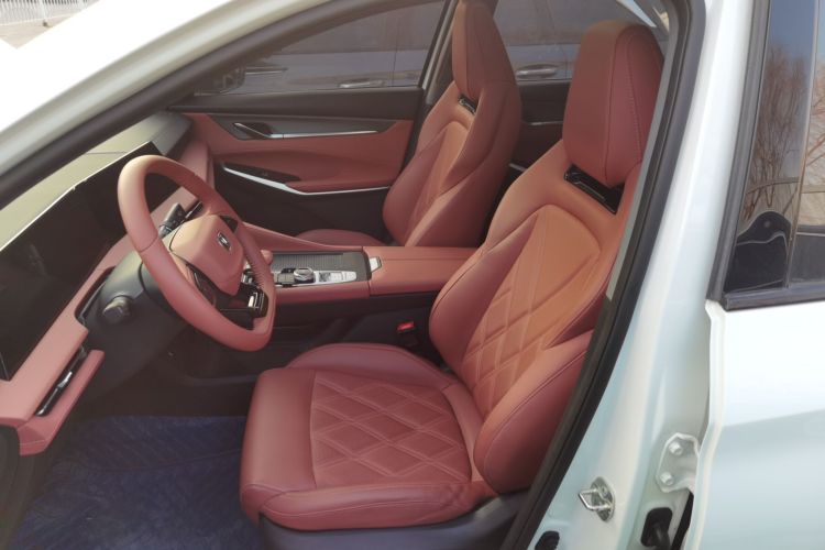 长安CS75 PLUS 2023款 第三代 1.5T 自动尊贵型中控内饰19