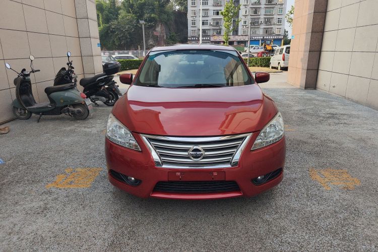 日产 轩逸 2014款 1.6XV CVT尊享版车身外观2