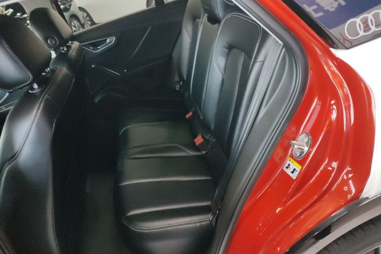 奥迪Q2L 2018款 35 TFSI 上市专享版 国VI中控内饰21