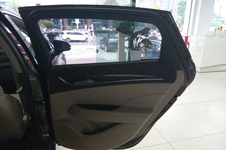 别克 君越 2016款 改款 20T 领先型中控内饰7006