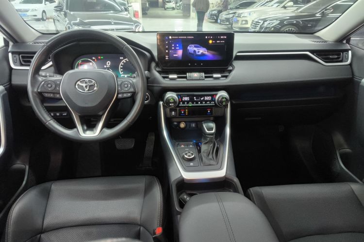 丰田 威兰达 2023款 双擎 2.5L E-CVT四驱尊贵版中控内饰7002