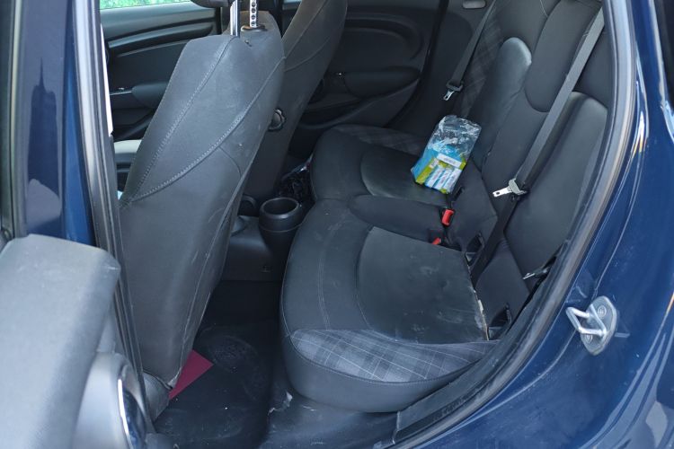 MINI 2015款 1.5T COOPER Fun 五门版中控内饰7004