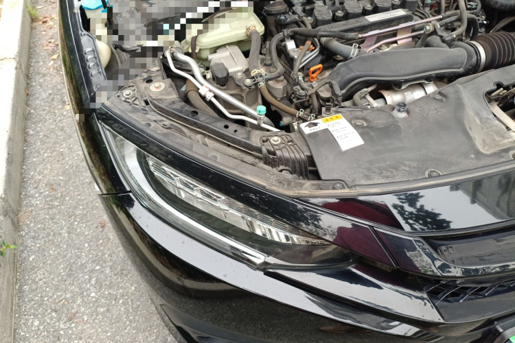 本田 思域 2016款 220TURBO CVT尊贵版局部细节9006