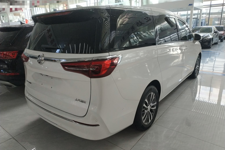 别克GL8 2022款 ES陆尊 653T 尊享型车身外观7