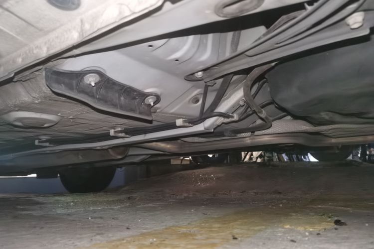 丰田 威驰FS 2019款 1.5L CVT锋驰版局部细节9003