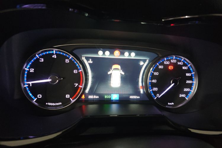 广汽传祺 传祺GS8 2019款 390T 两驱豪华智联版（七座）中控内饰14