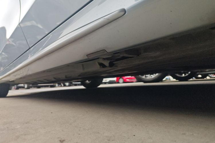 奔驰C级 2015款 改款 C 200 L 运动型局部细节9002