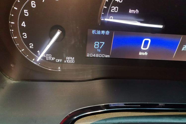 凯迪拉克XT5 2016款 25T 豪华型中控内饰15