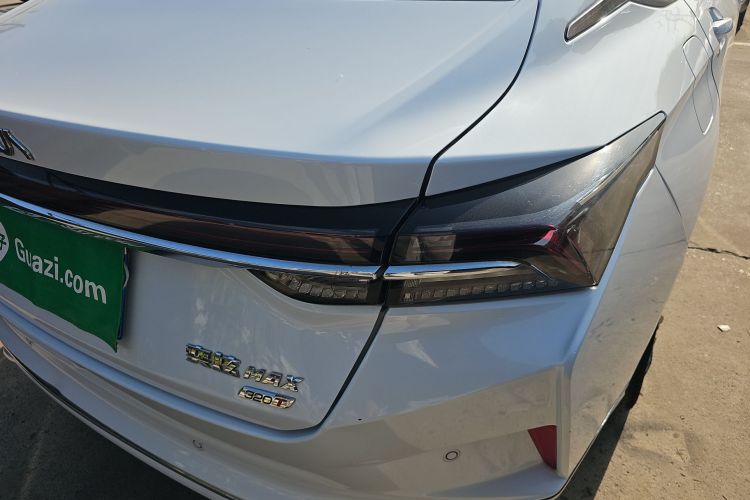 东风风神 奕炫MAX 2023款 1.5T 超能型爸版车身外观9