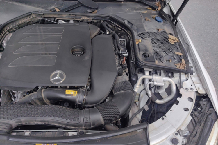 奔驰C级 2021款 C 200 L 时尚型运动版局部细节9007