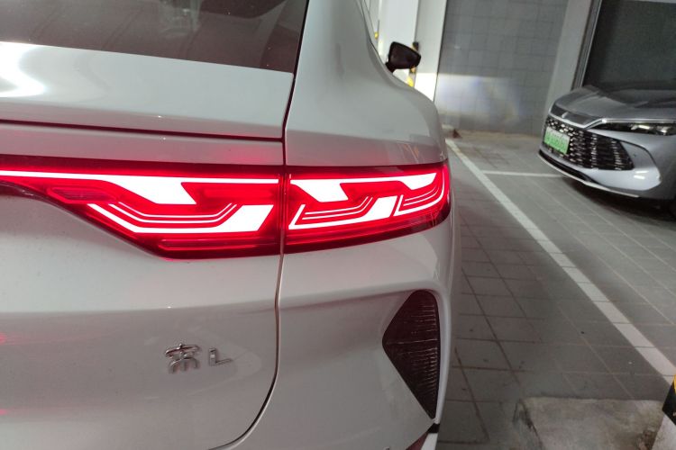 比亚迪 宋L EV 2025款 662km 卓越智驾型车身外观6006