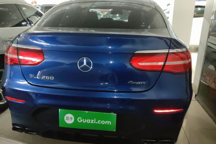 奔驰GLC轿跑 2019款 GLC 260 4MATIC 轿跑SUV车身外观6
