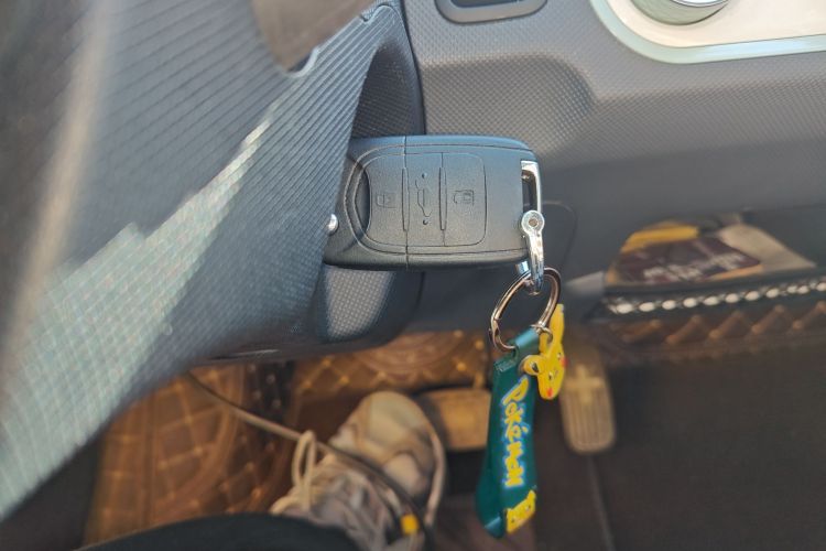 五菱汽车 宏光MINIEV 2021款 马卡龙时尚款 磷酸铁锂中控内饰11