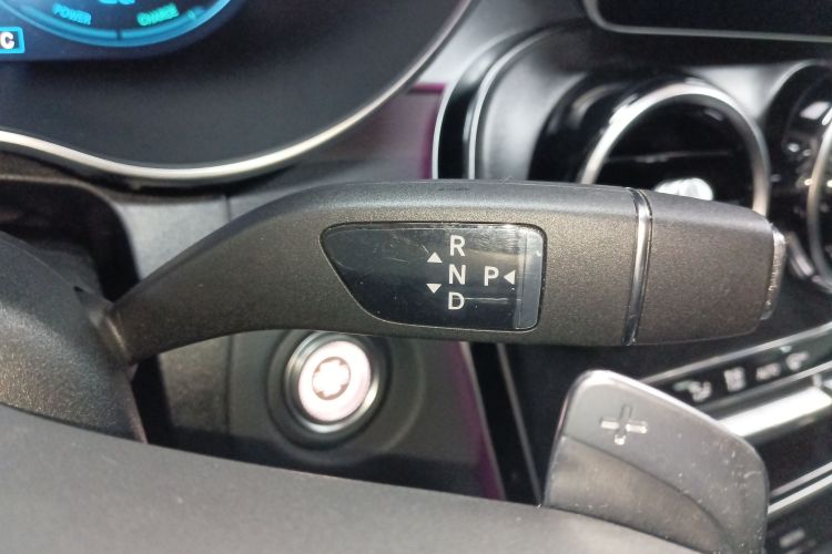 奔驰C级 2021款 C 260 L 运动版中控内饰18