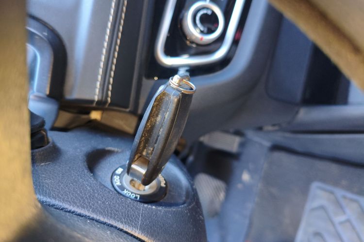 思皓 花仙子 2021款 200km 经典型中控内饰11