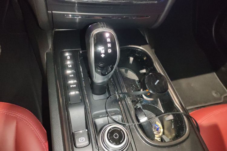 玛莎拉蒂 Ghibli 2018款 改款 3.0T 标准版中控内饰18