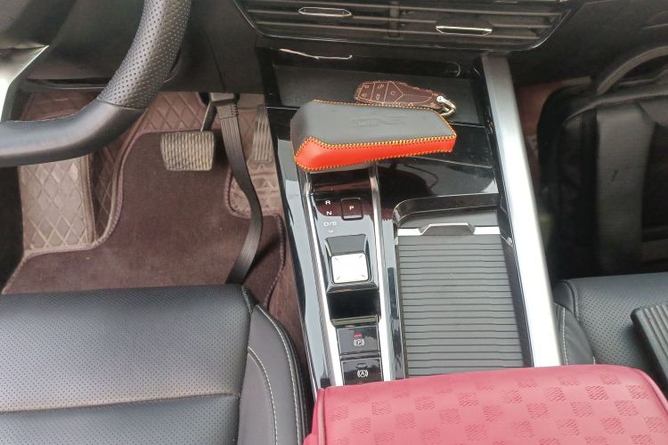 名爵 MG ONE 2022款 α-数智运动系列 1.5T 初创版中控内饰18