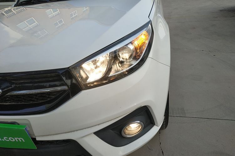 奇瑞 瑞虎3 2016款 1.6L CVT风尚版局部细节36