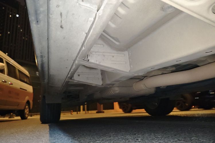 雪佛兰 探界者 2017款 550T 自动四驱捍界版局部细节9001