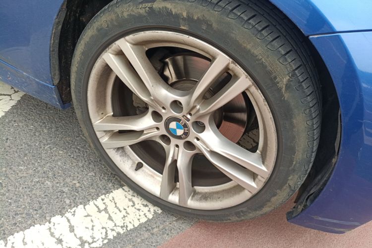 宝马3系 2017款 320Li M运动型车身外观10