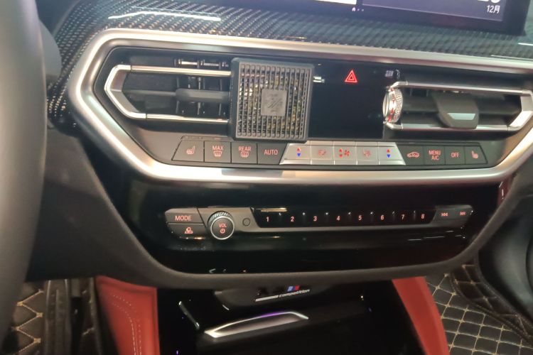 宝马X3 M 2022款 X3 M雷霆版中控内饰16