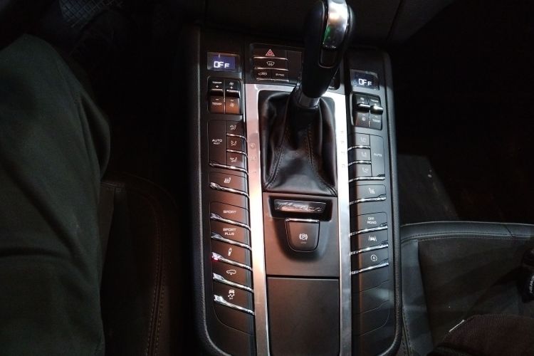 保时捷 2017款  Macan S 3.0T中控内饰18