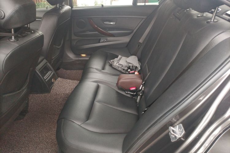 宝马3系 2013款 320Li 时尚型中控内饰7004