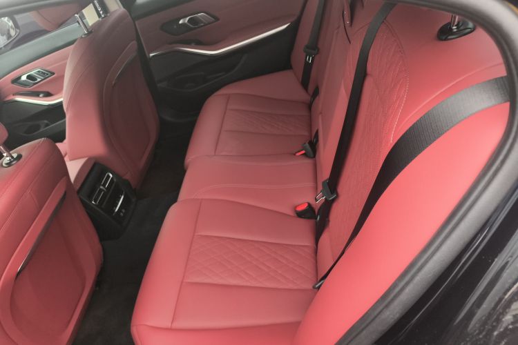 宝马3系 2024款 325Li M运动曜夜套装中控内饰21