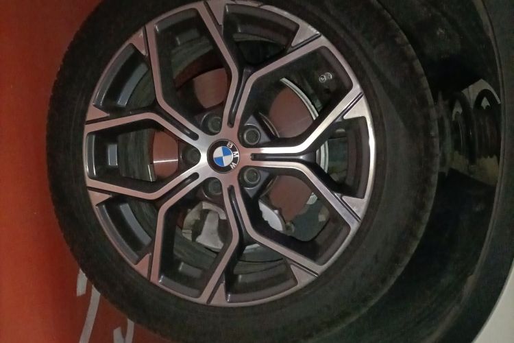 宝马X1 2022款 sDrive20Li 时尚型车身外观10