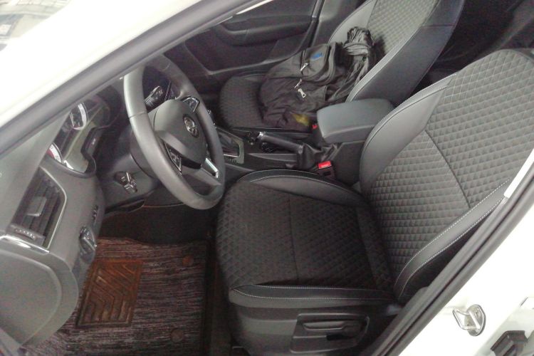 斯柯达 明锐 2020款 1.5L 自动智行豪华版局部细节19