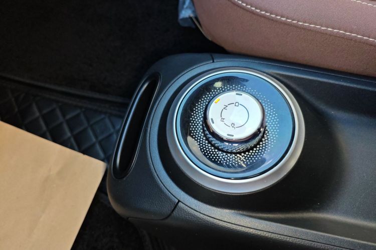 五菱汽车 五菱缤果 2025款 203km 轻享款中控内饰18