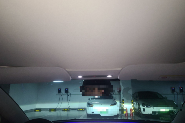 特斯拉 Model 3 2023款 后轮驱动版局部细节22