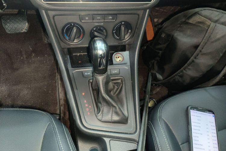 大众 2019款 朗逸启航 1.5L 自动风尚版 国VI中控内饰18