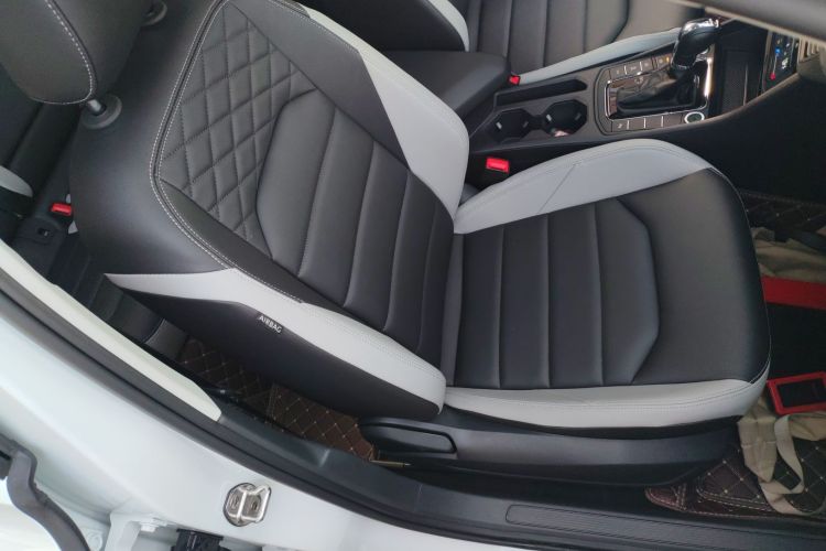 大众 宝来 2024款 300TSI DSG尊行版局部细节41