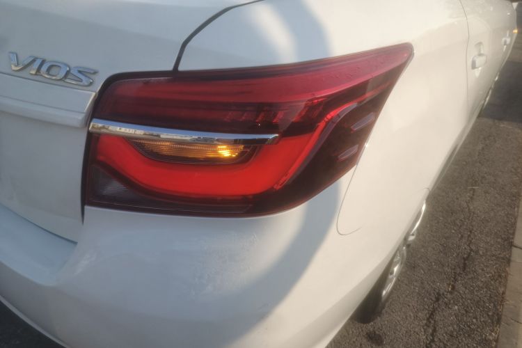 丰田 威驰 2021款 1.5L 手动创行版车身外观6006