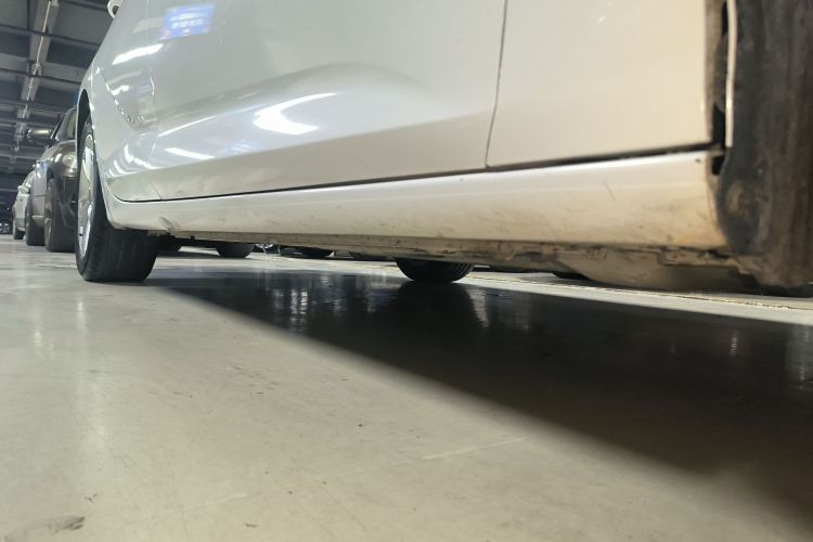 别克 君威 2019款 20T 精英型 国VI局部细节9001