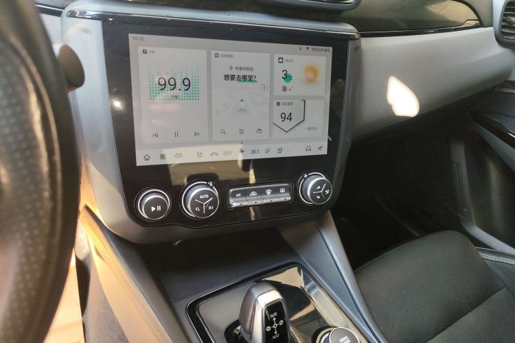 领克03 2022款 2.0TD DCT劲Pro中控内饰16